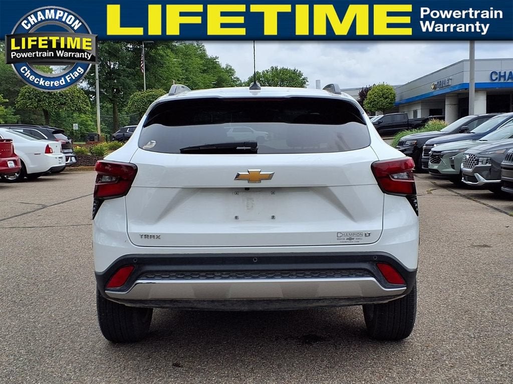 2024 Chevrolet Trax LT