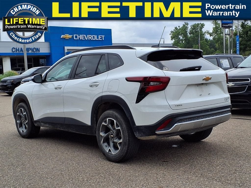 2024 Chevrolet Trax LT