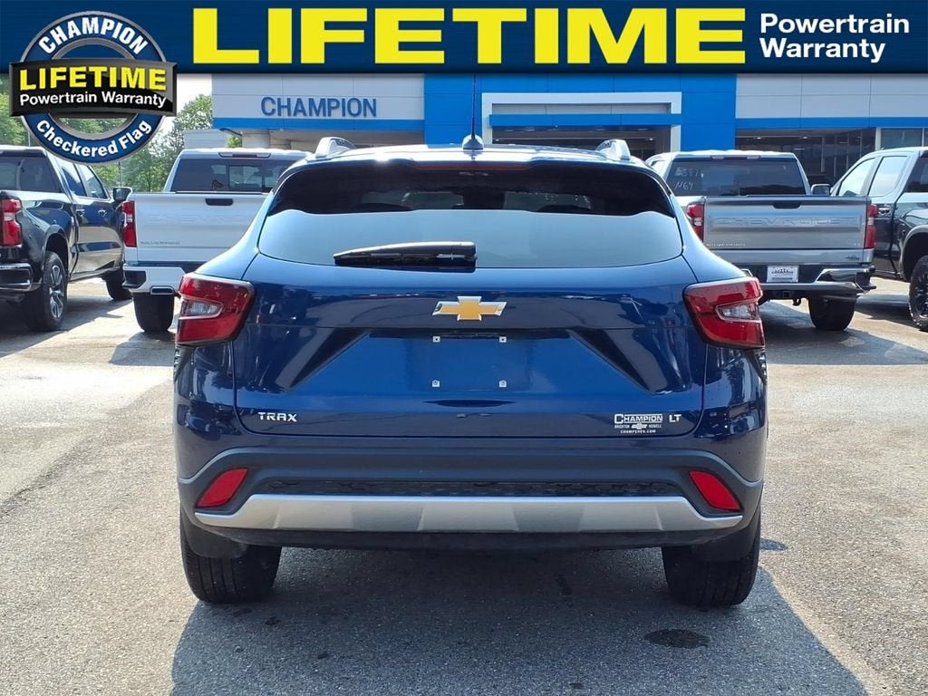 2024 Chevrolet Trax LT