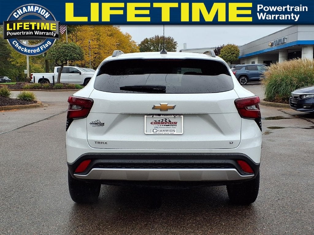 2025 Chevrolet Trax LT