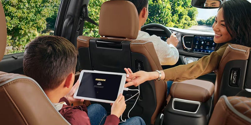 Chrysler Pacifica Rear Entertainment System
